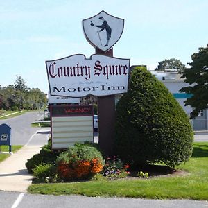 Country Squire Inn And Suites